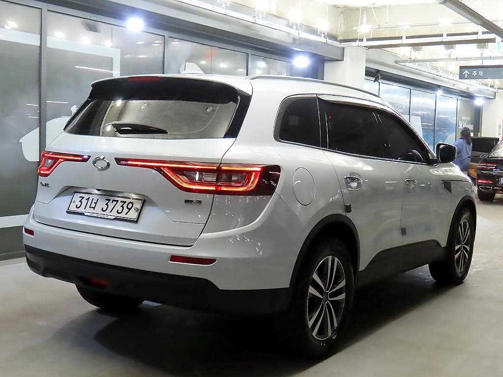 SAMSUNG QM6 - Vista 4