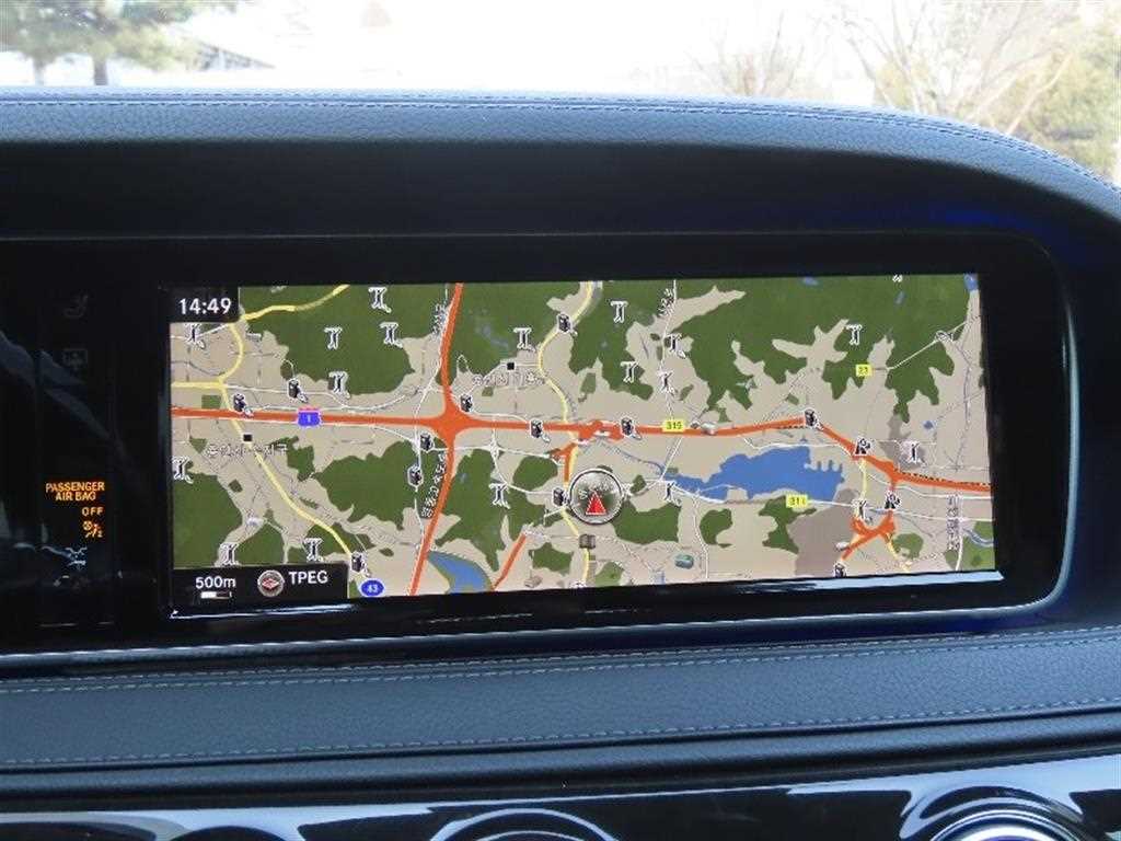 Mercedes Benz S Class - Vista 9