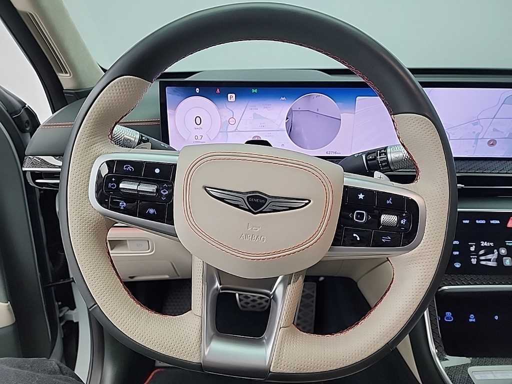 Genesis GV80 - Vista 9