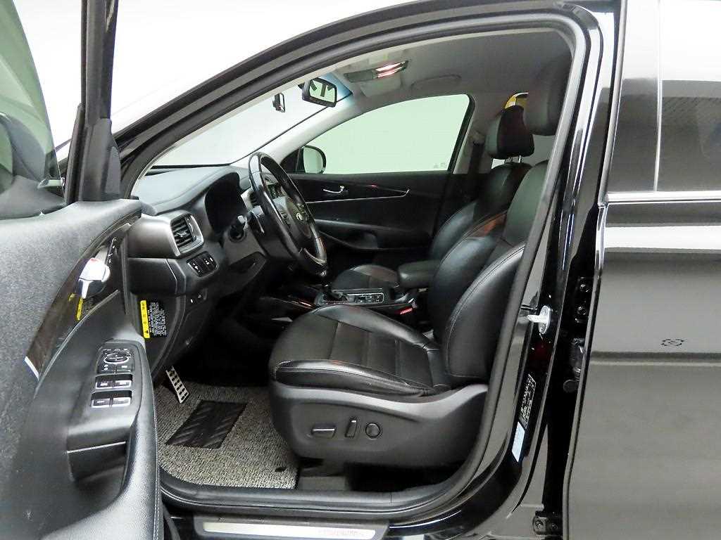 KIA Sorento - Vista 11