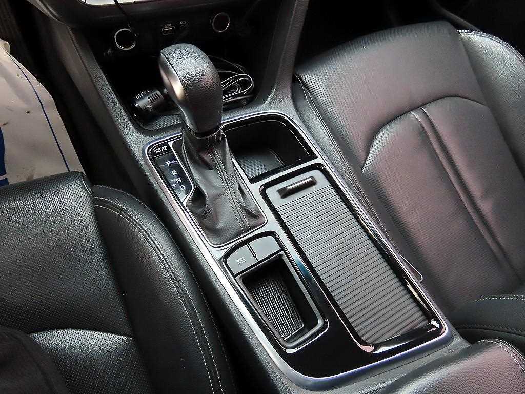 HYUNDAI Sonata - Vista 10