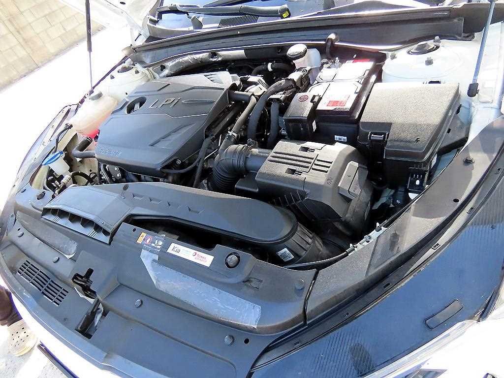 KIA K5 2020 Blanco - Importación desde Corea - HF Imports Iquique - Foto 18