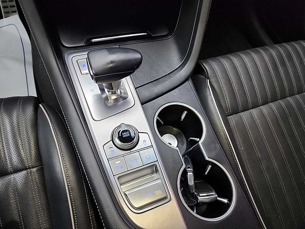 Genesis G70 - Vista 8