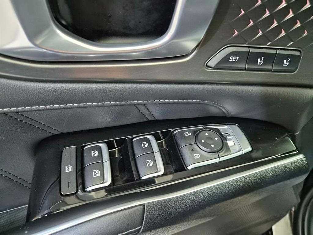 KIA Sorento - Vista 12