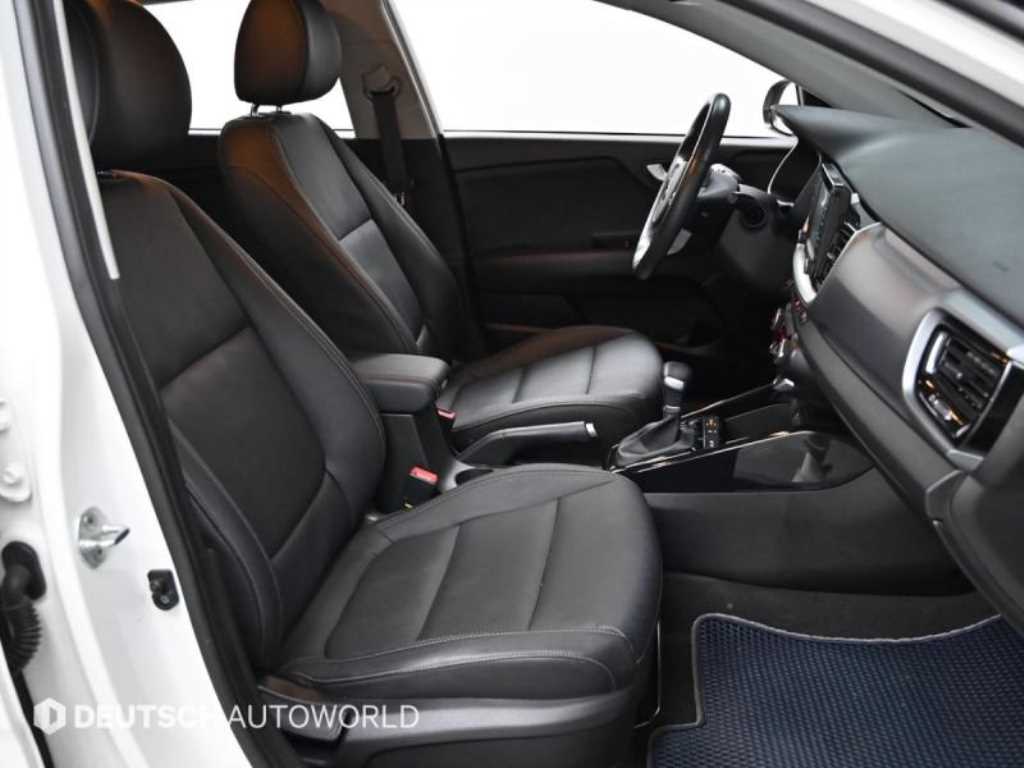 KIA Stonic - Vista 10