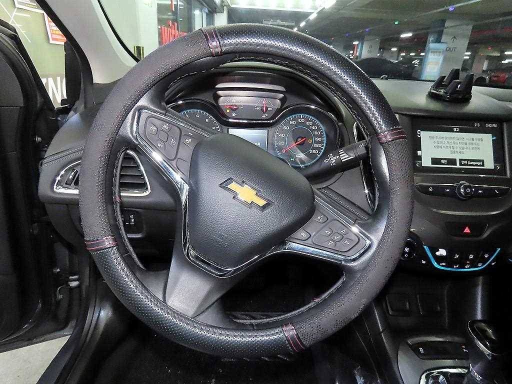 Chevrolet Cruise - Vista 8