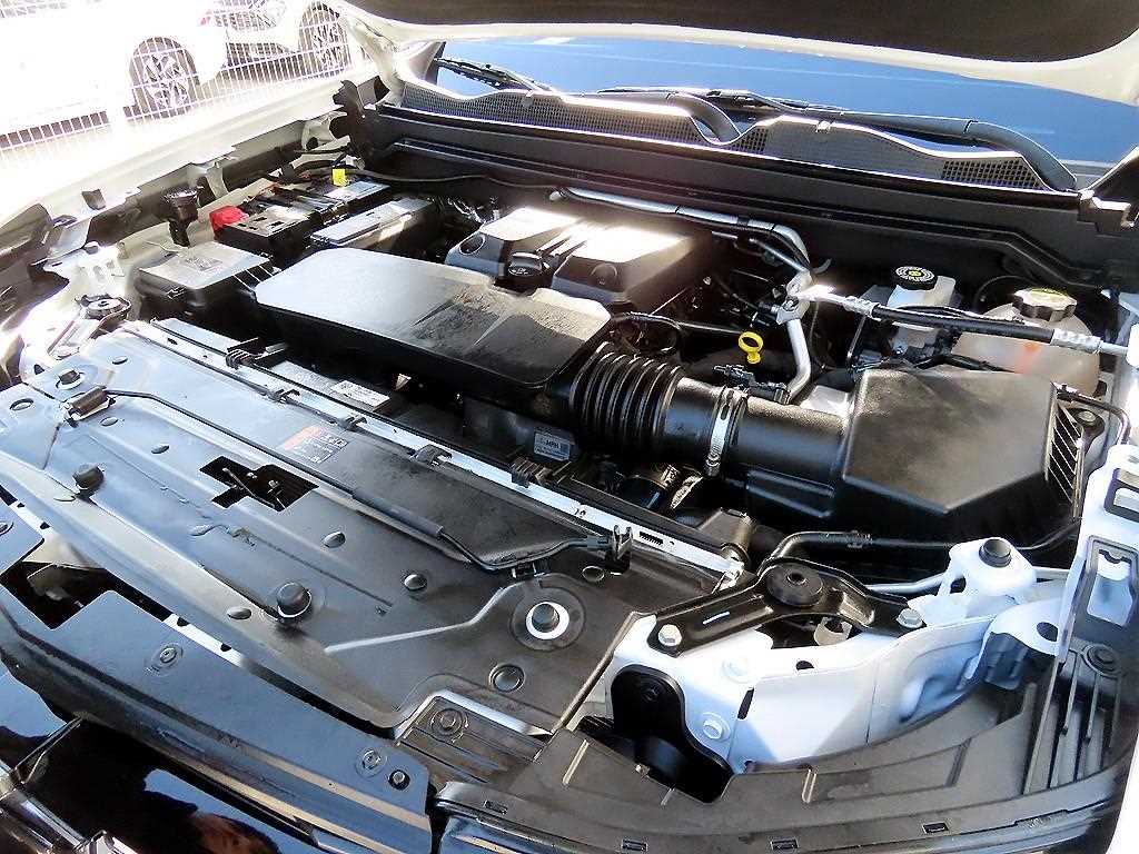 Chevrolet ?Colorado 2024 Blanco - Importación desde Corea - HF Imports Iquique - Foto 17