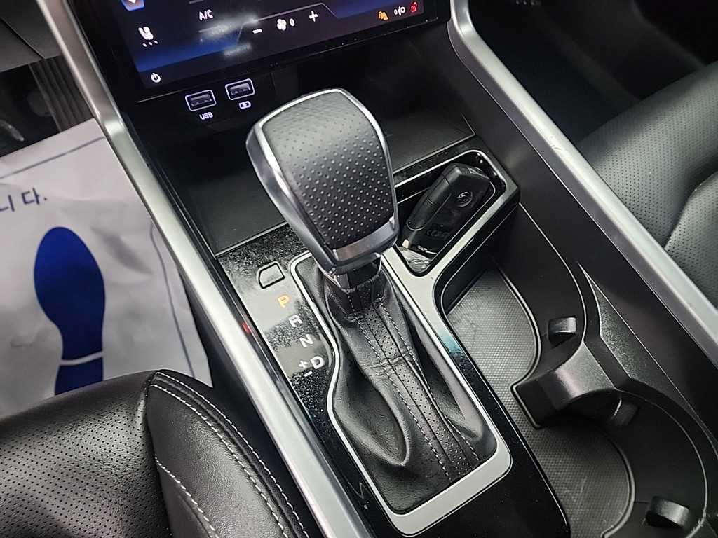 Ssangyong Torres - Vista 8