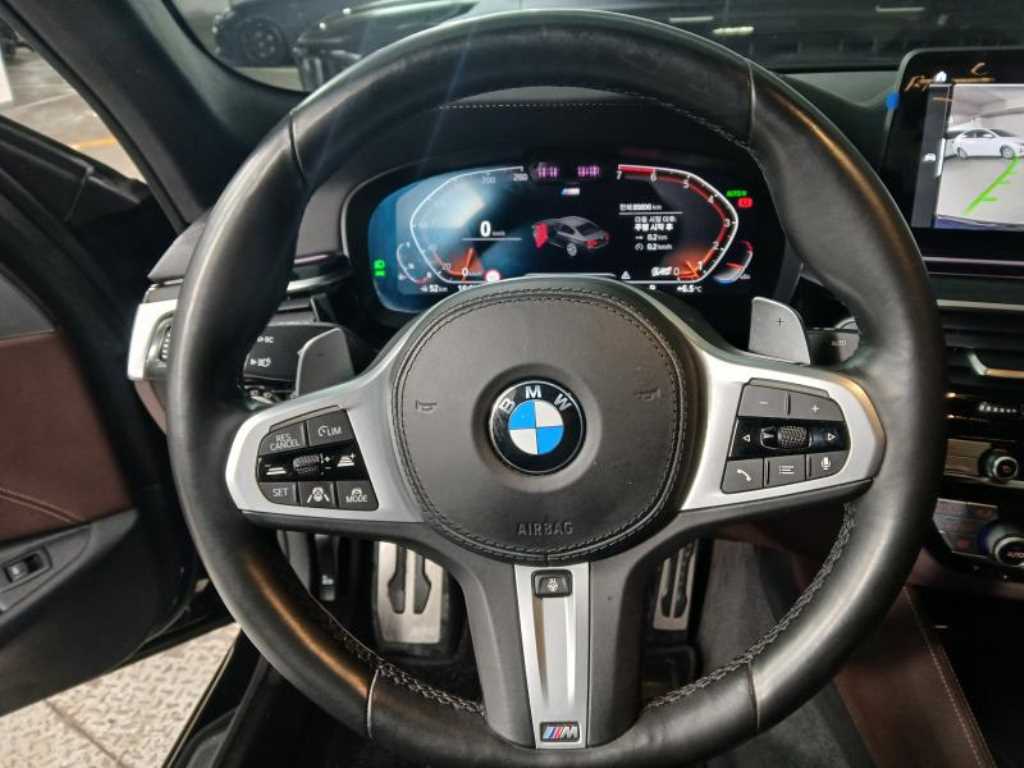 BMW 5 Series - Vista 8