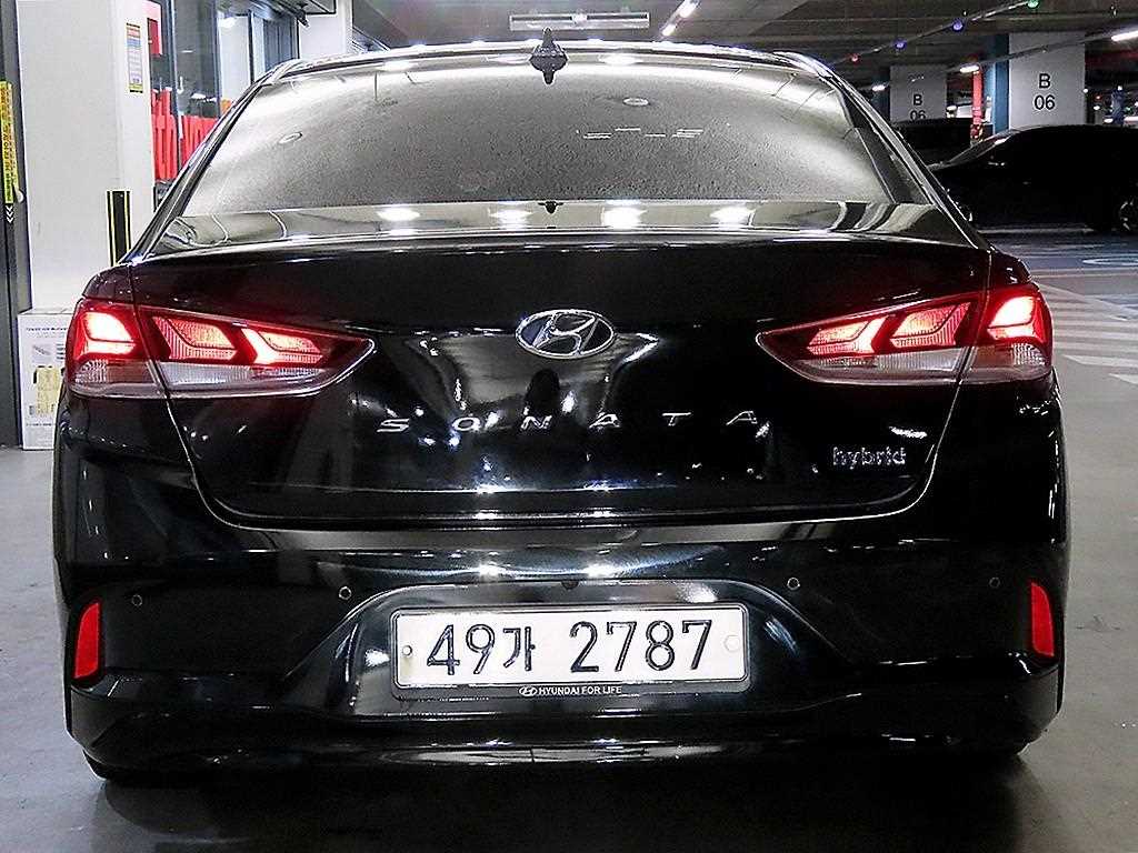 HYUNDAI Sonata - Vista 5