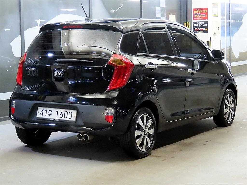 KIA Morning - Vista 4