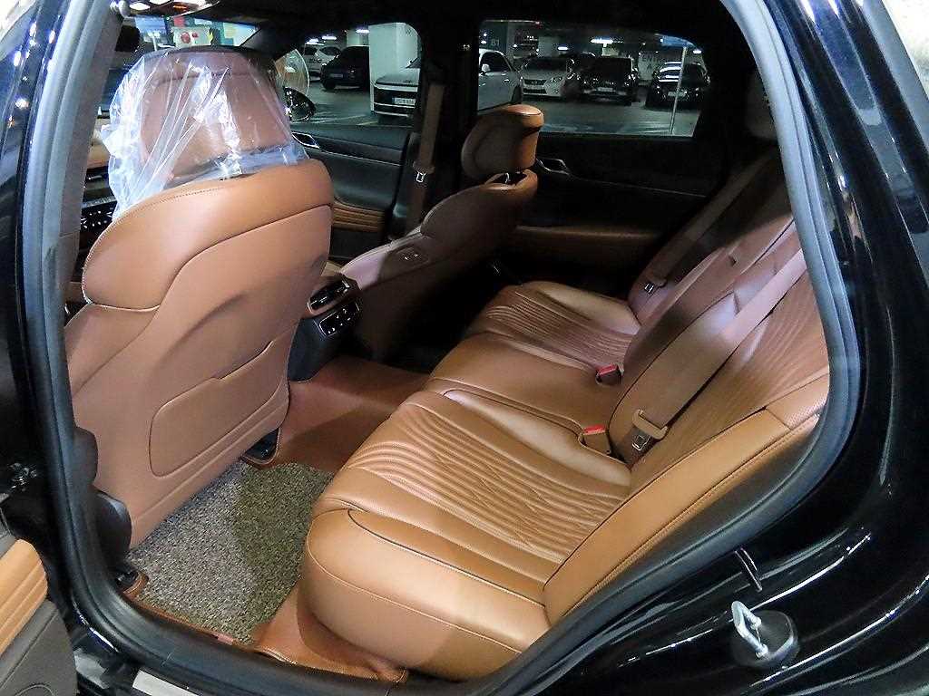 Genesis G80 - Vista 7