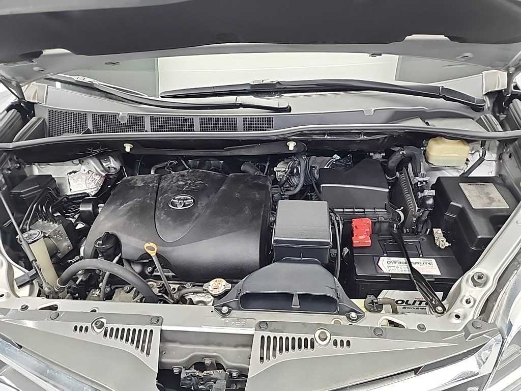 Toyota Siena - Vista 5