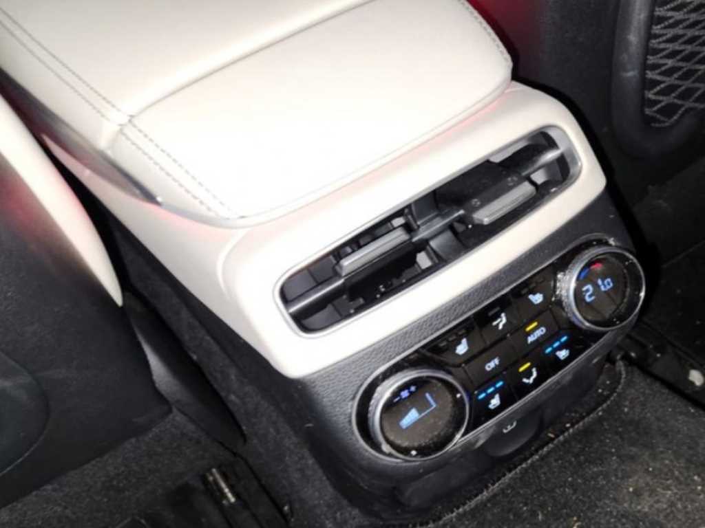 Genesis GV70 2021 Blanco - Importación desde Corea - HF Imports Iquique - Foto 15