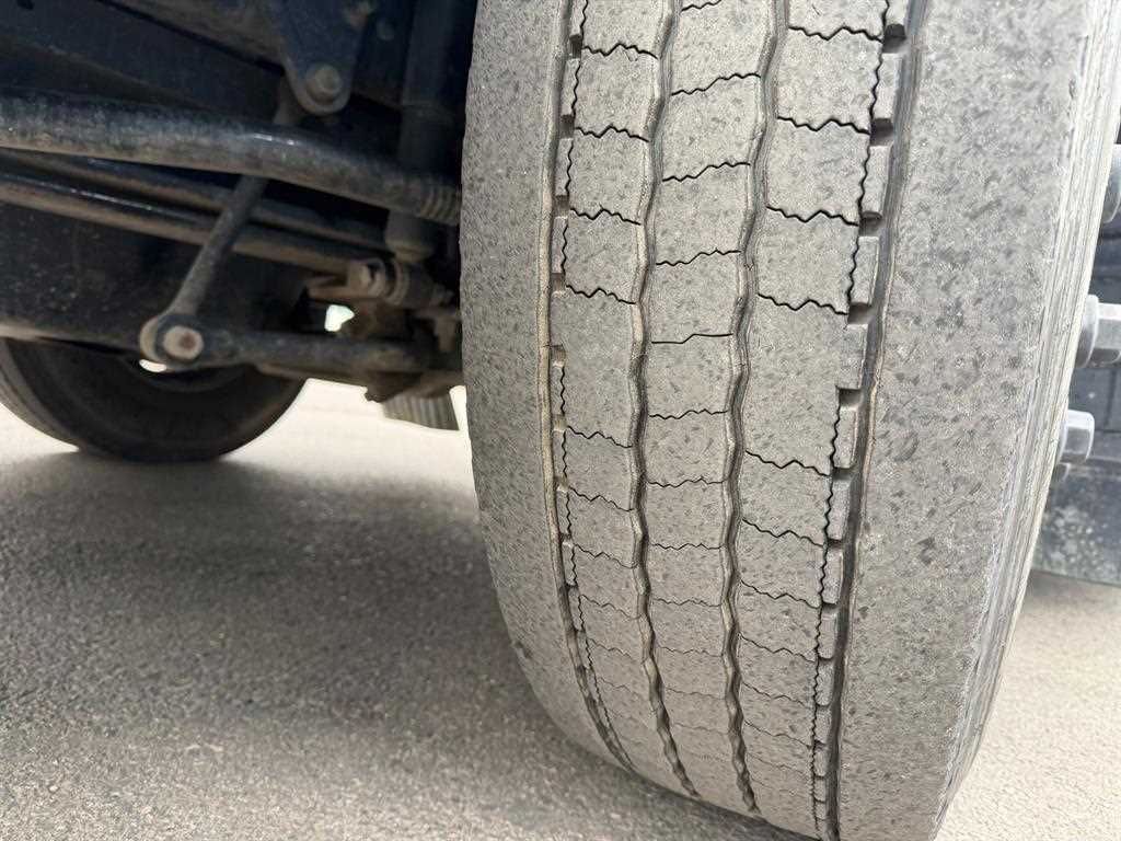 medium and large cargo Lekka - Vista 12