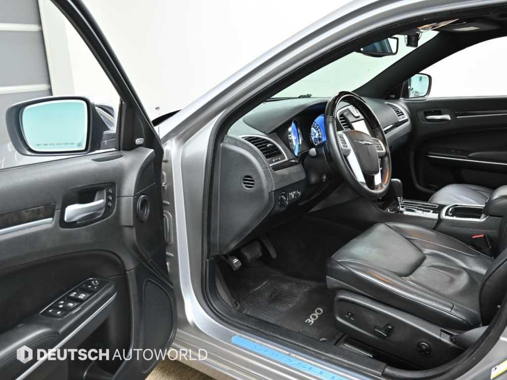 Chrysler 300C - Vista 11