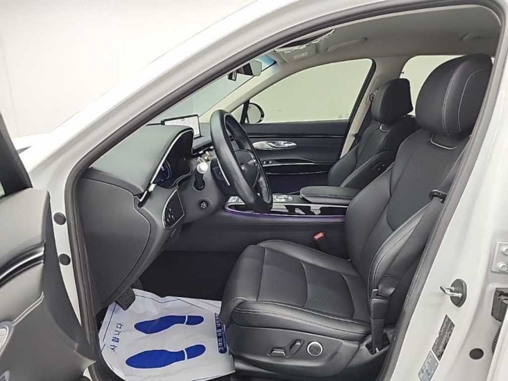 Genesis GV70 - Vista 11