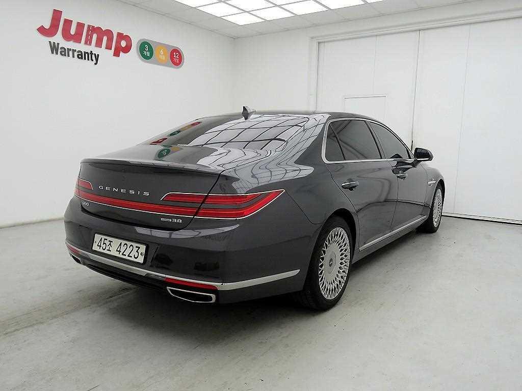 Genesis G90 - Vista 4