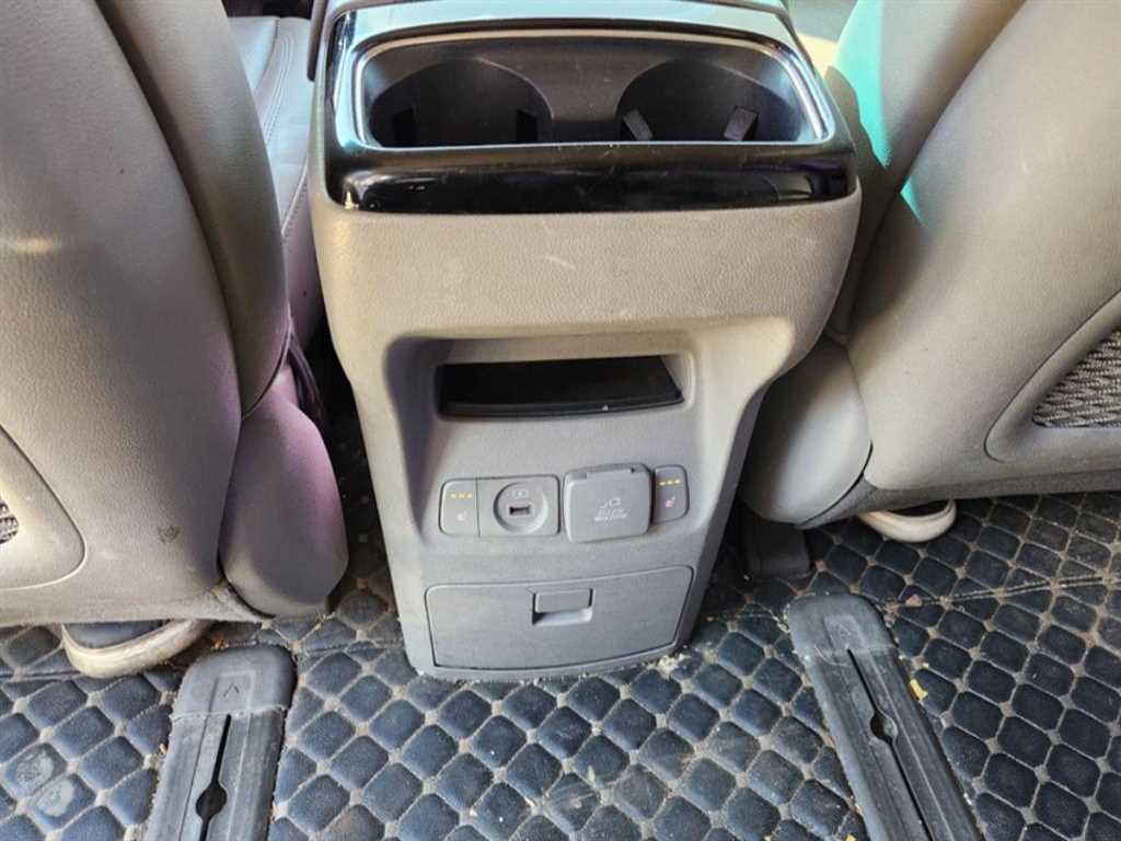 KIA Carnival 2017 Blanco - Importación desde Corea - HF Imports Iquique - Foto 17