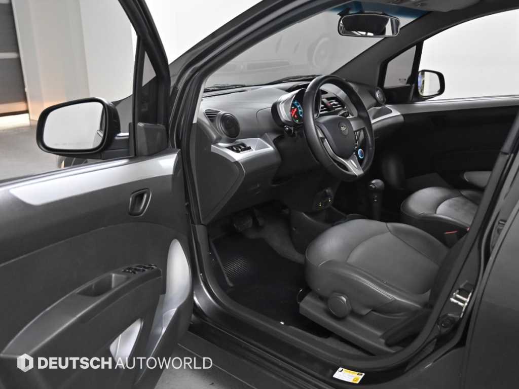 Chevrolet Spark - Vista 11
