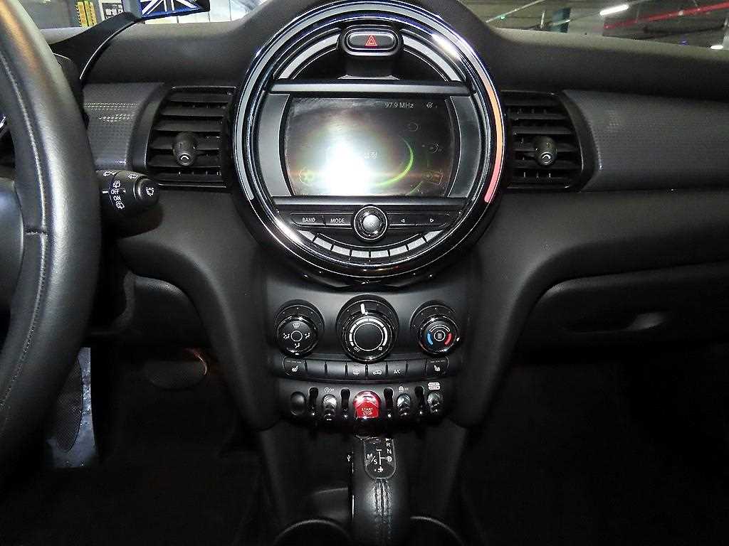 Mini Cooper - Vista 11