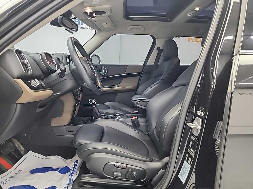 Mini Countryman - Vista 11