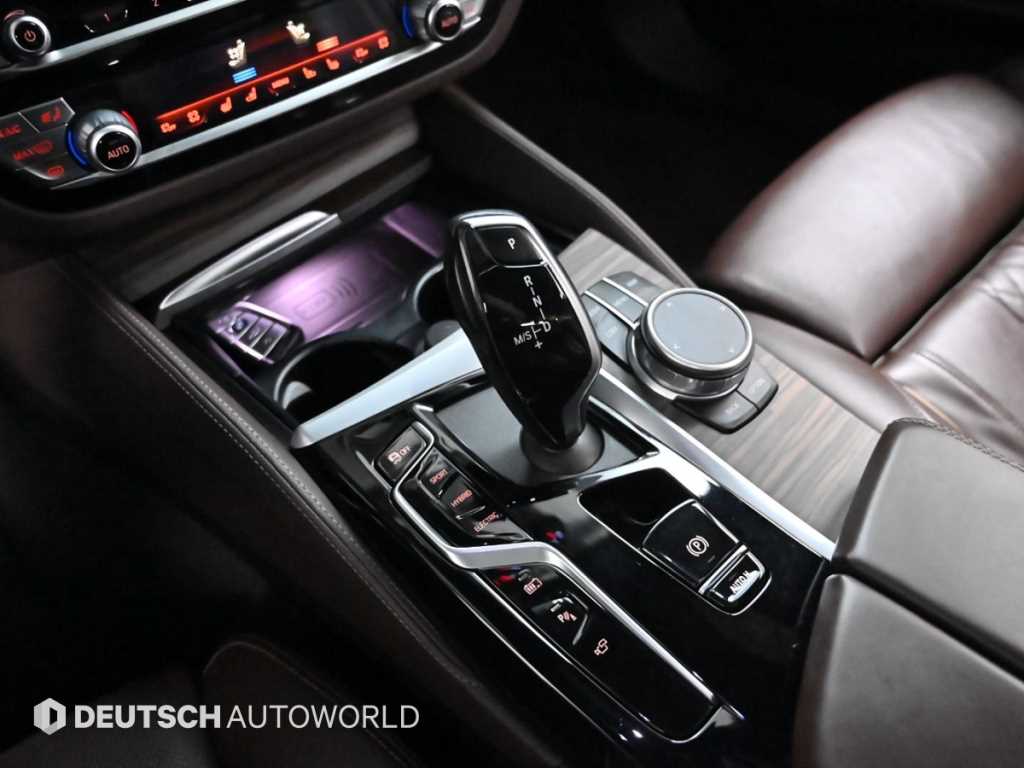 BMW 5 Series - Vista 9