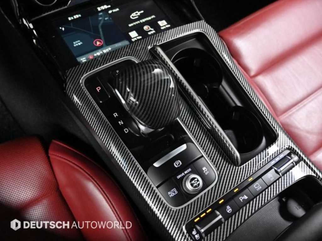 KIA Stinger - Vista 9