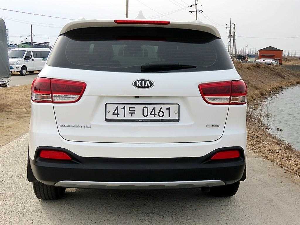 KIA Sorento - Vista 4