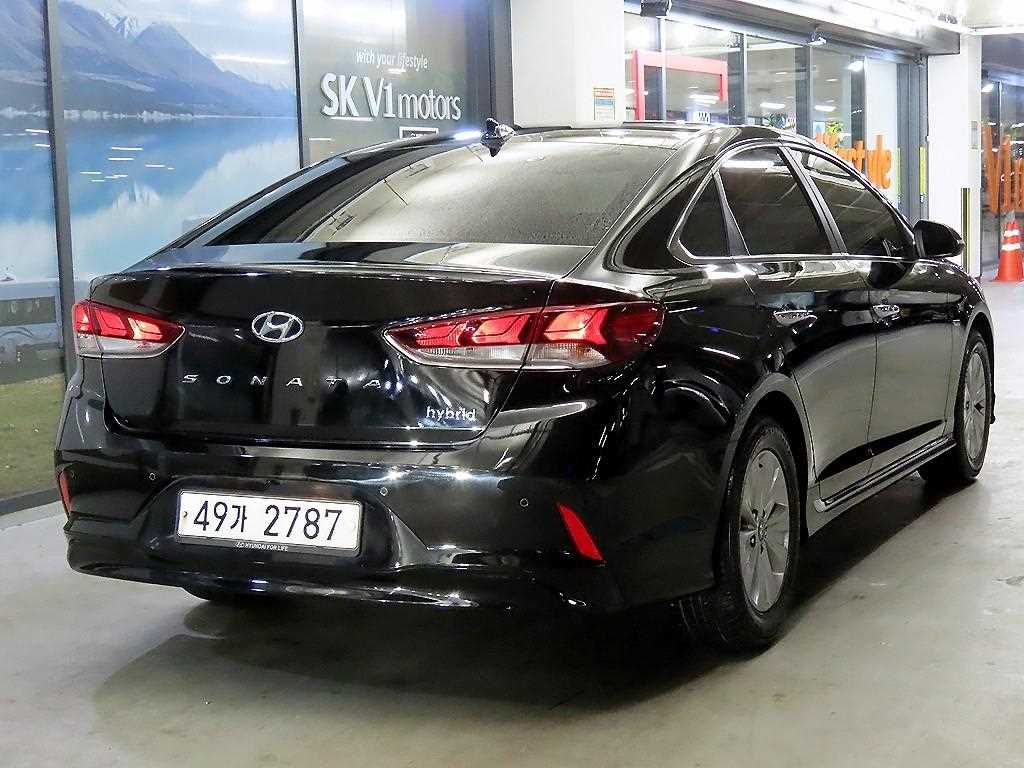 HYUNDAI Sonata - Vista 4