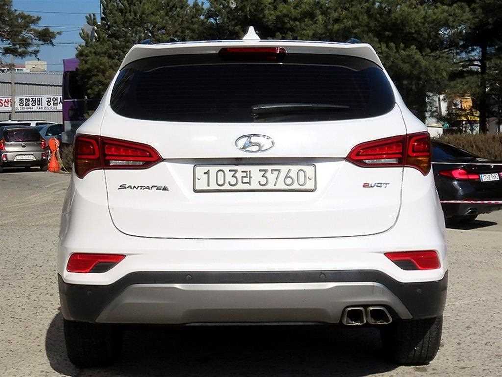 HYUNDAI Santa Fe - Vista 4