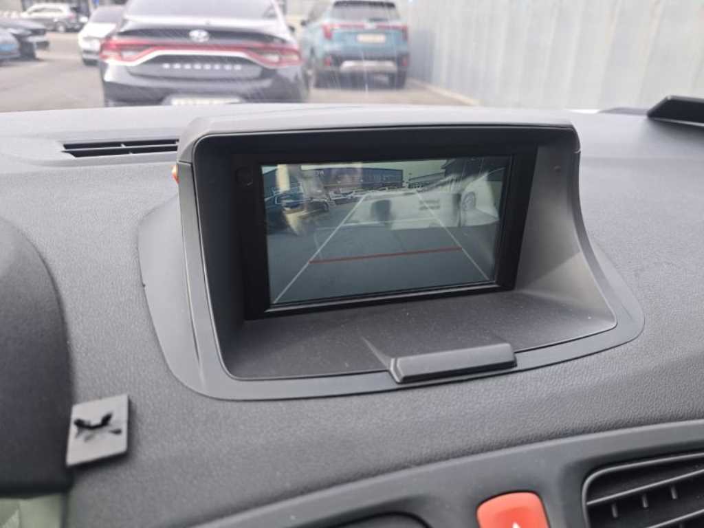 SAMSUNG SM3 - Vista 10