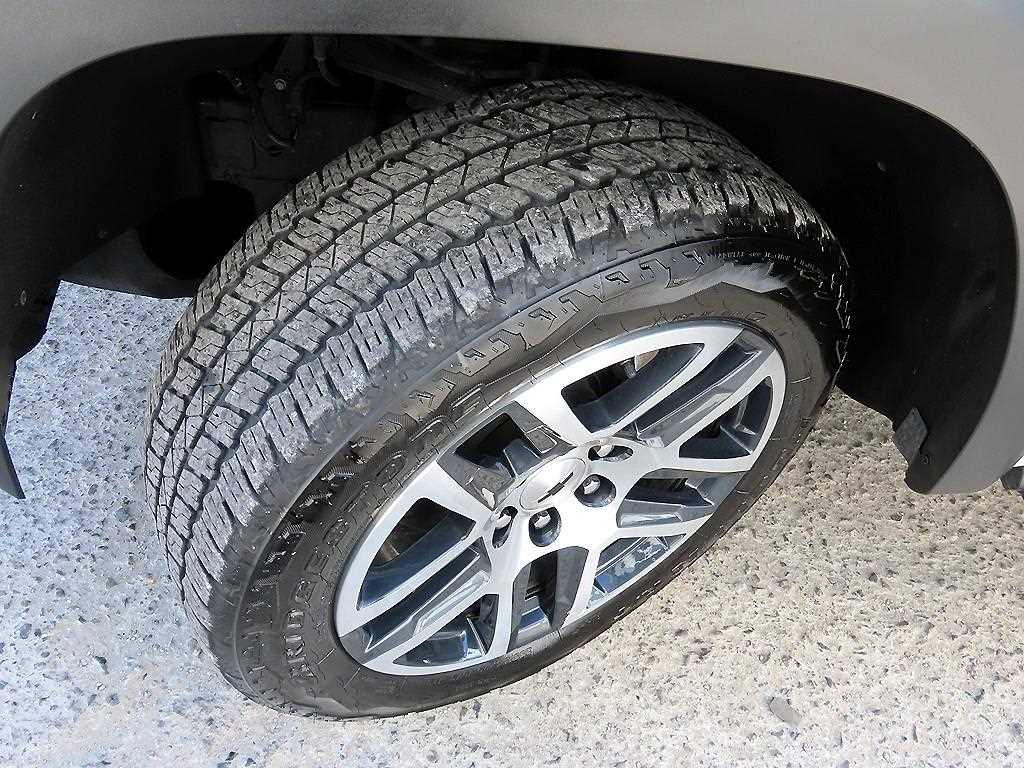 Chevrolet ?Colorado 2024 Blanco - Importación desde Corea - HF Imports Iquique - Foto 18