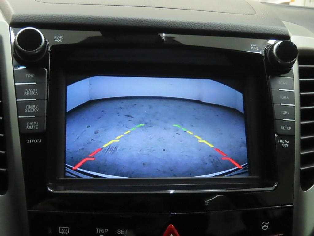 Ssangyong Tivoli 2016 Blanco - Importación desde Corea - HF Imports Iquique - Foto 15