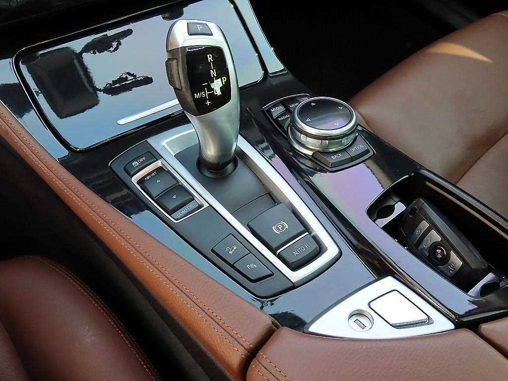 BMW 5 Series - Vista 11