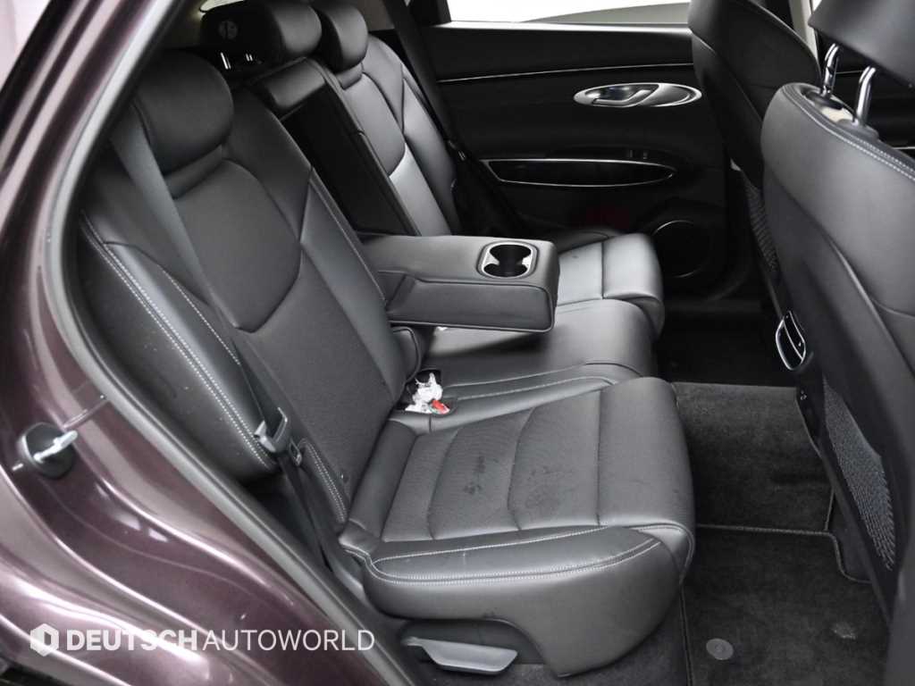 Genesis GV70 - Vista 12