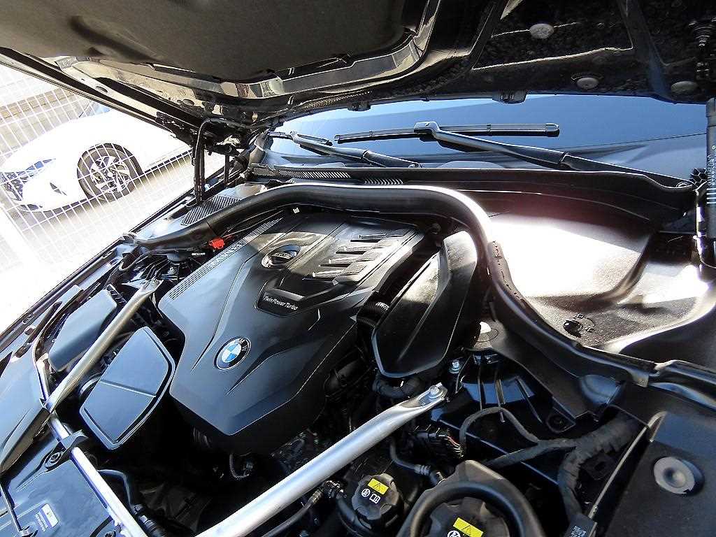 BMW 5 Series 2023 Negro - Importación desde Corea - HF Imports Iquique - Foto 19