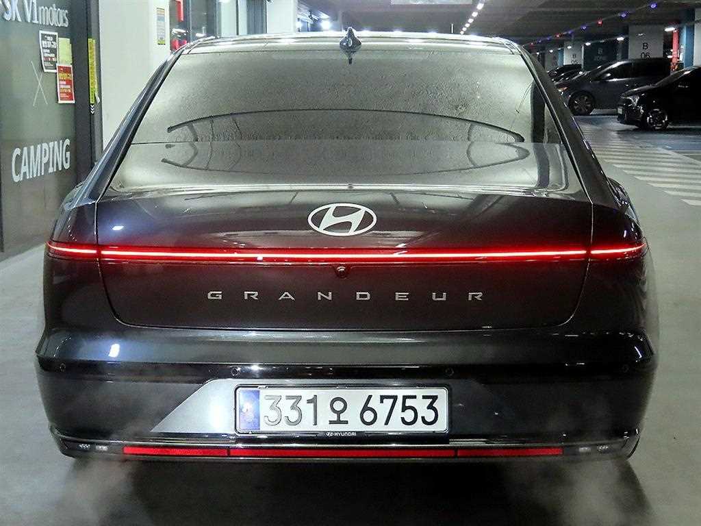HYUNDAI Grandeur - Vista 5