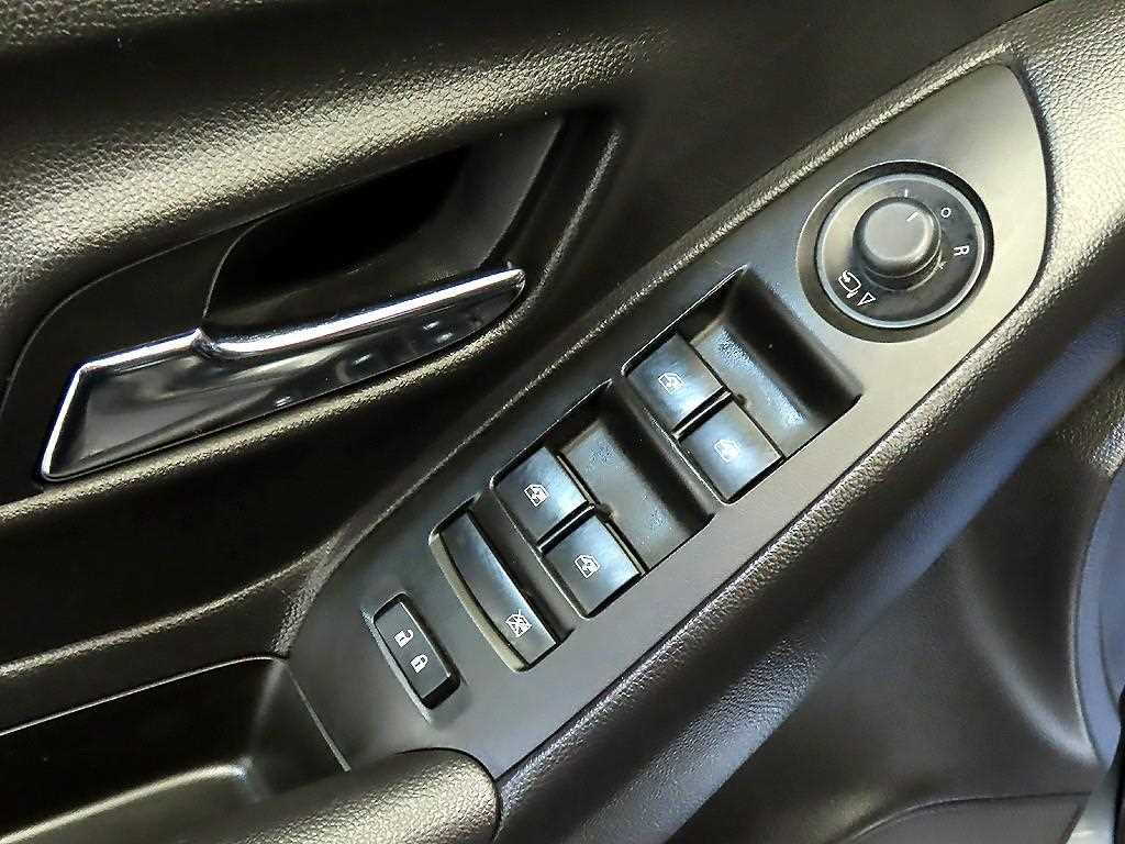 Chevrolet Trax 2018 Gris - Importación desde Corea - HF Imports Iquique - Foto 17