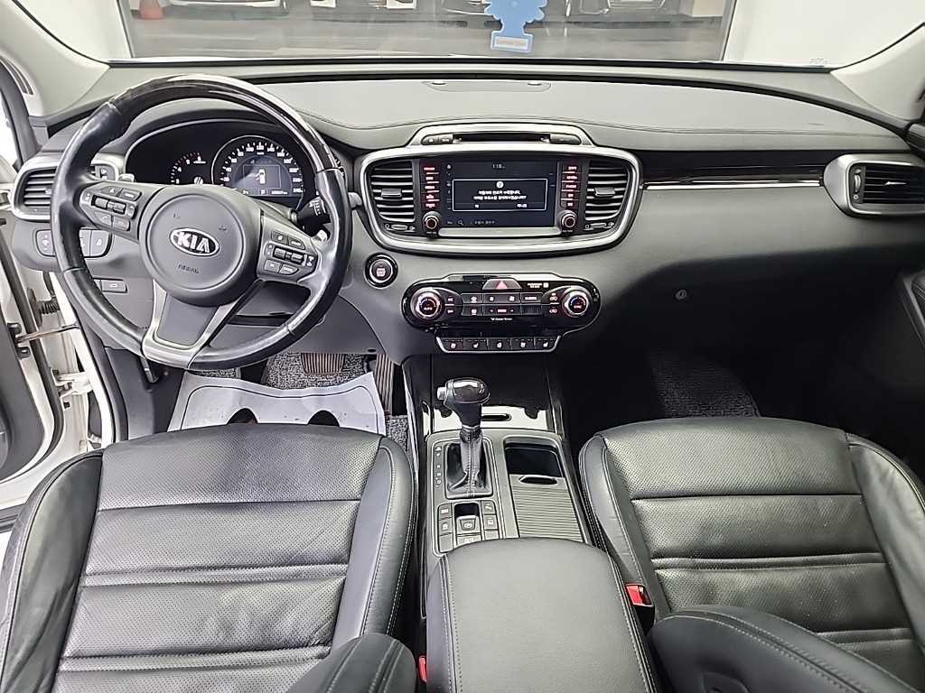 KIA Sorento - Vista 7