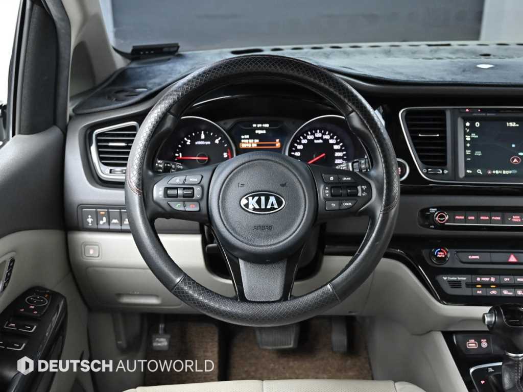 KIA Carnival 2015 - Importación desde Corea - HF Imports Iquique - Foto 13