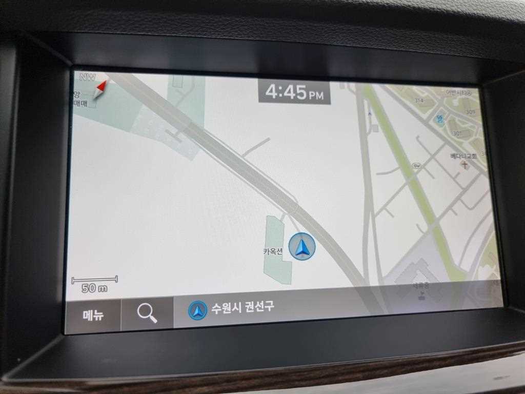 Genesis G80 - Vista 9