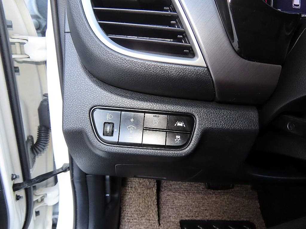 KIA Seltos - Vista 12