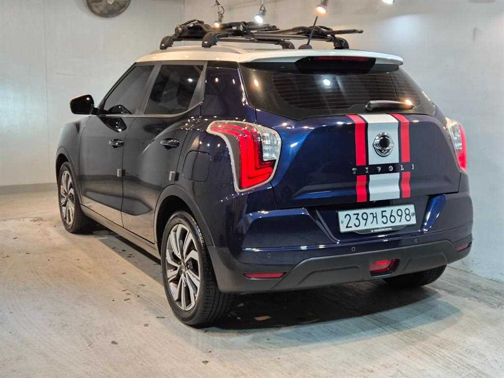 Ssangyong Tivoli - Vista 4