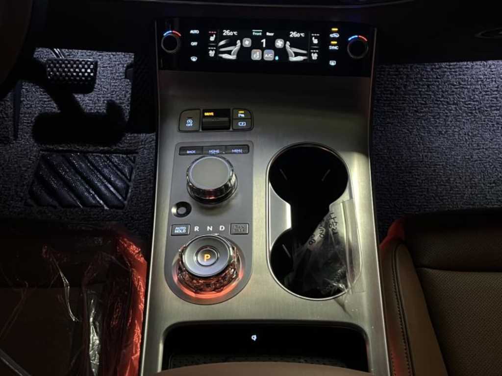 Genesis GV70 2025 Gris - Importación desde Corea - HF Imports Iquique - Foto 13