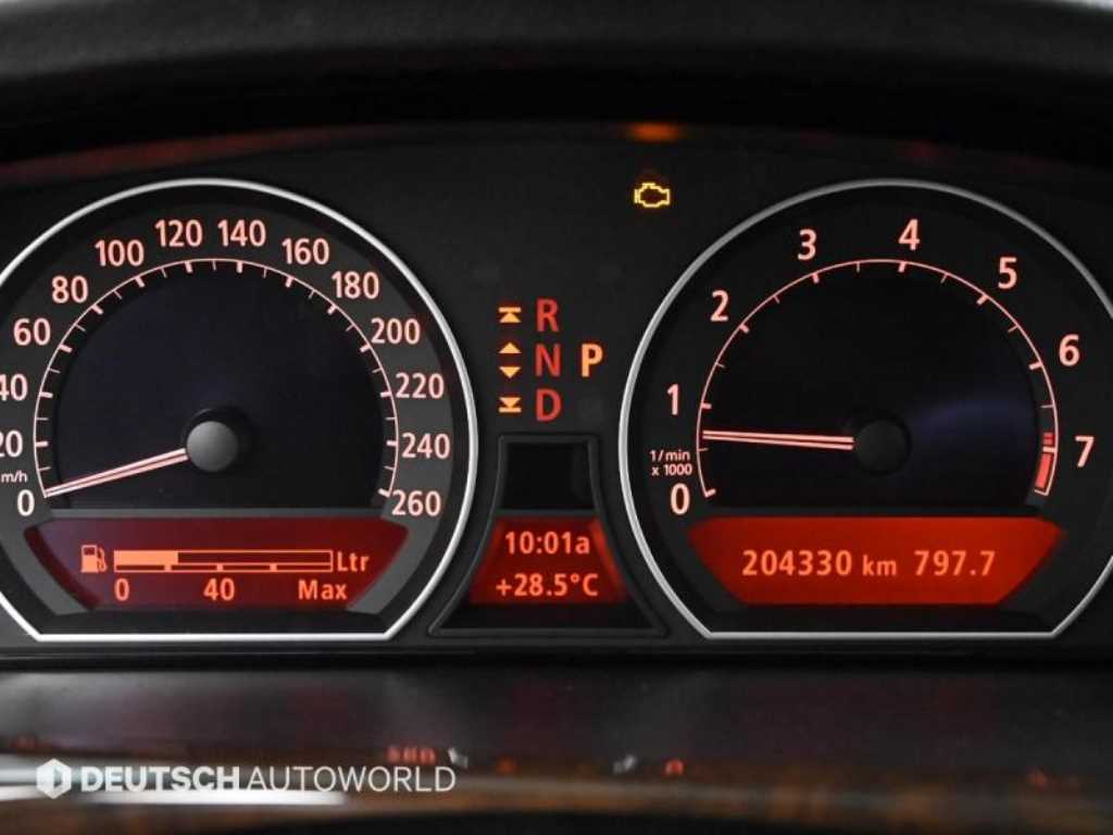 BMW 7 Series - Vista 8