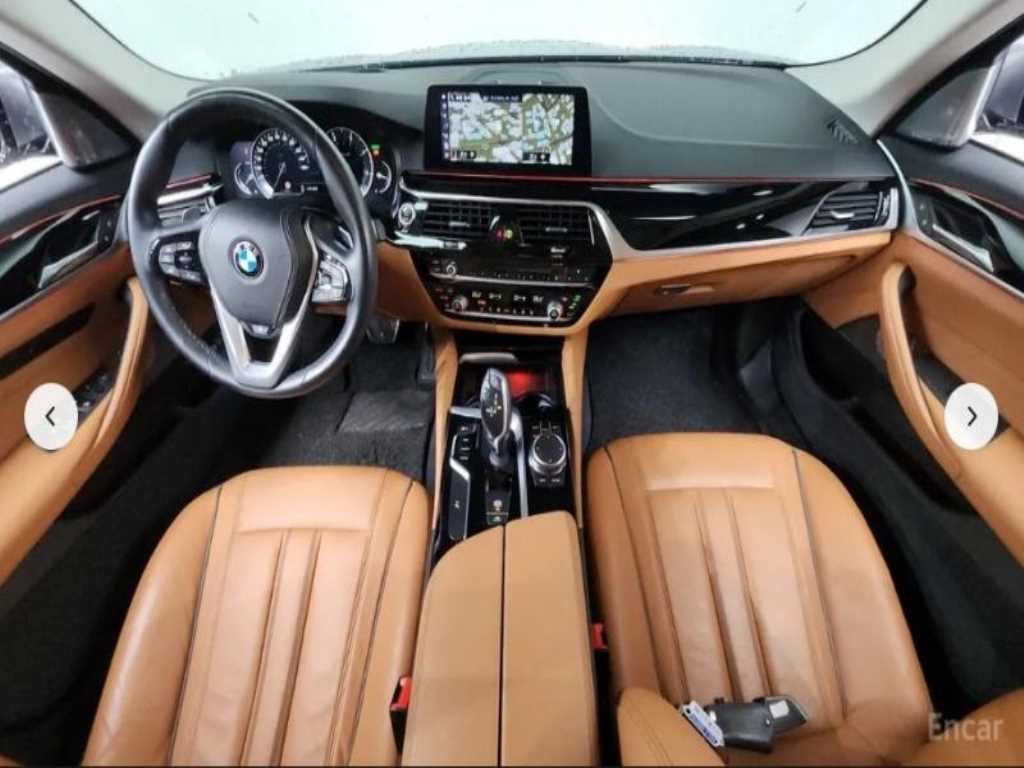 BMW 5 Series - Vista 5