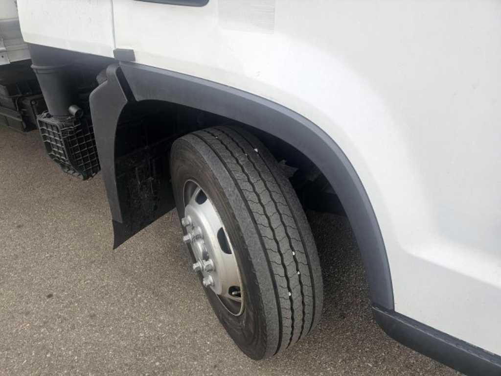 medium and large cargo Cargo - Vista 10