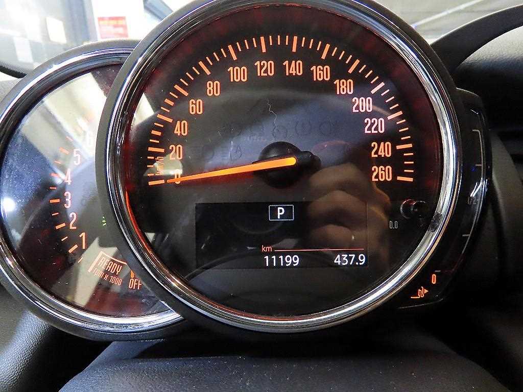 Mini Cooper - Vista 9