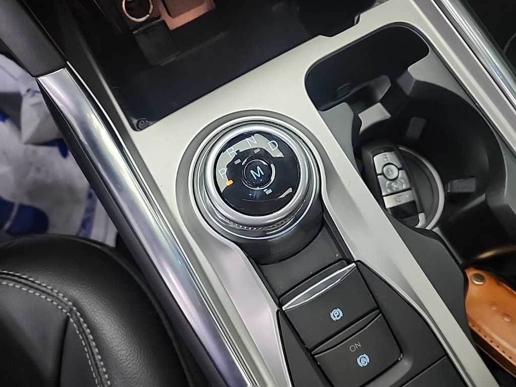 Ford Explorer - Vista 8